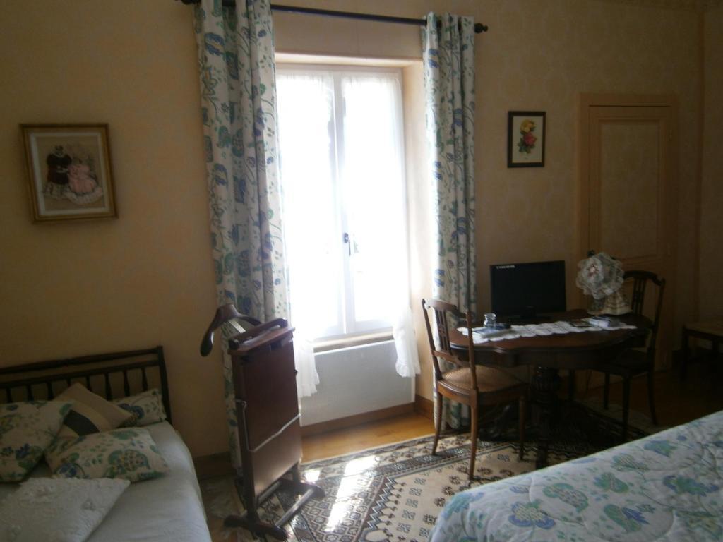 Mareuil-sur-Lay Logis La Folie B&B 외부 사진