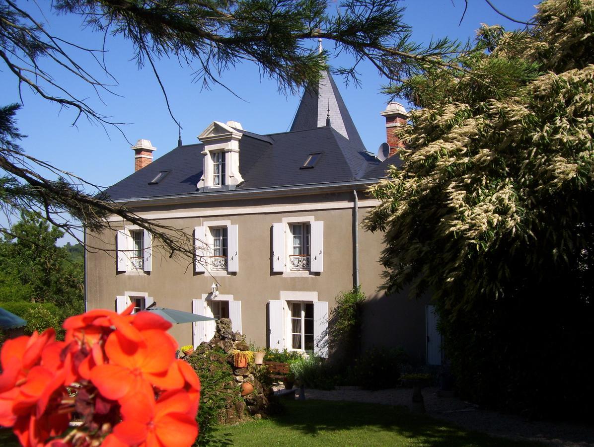 Mareuil-sur-Lay Logis La Folie B&B 외부 사진