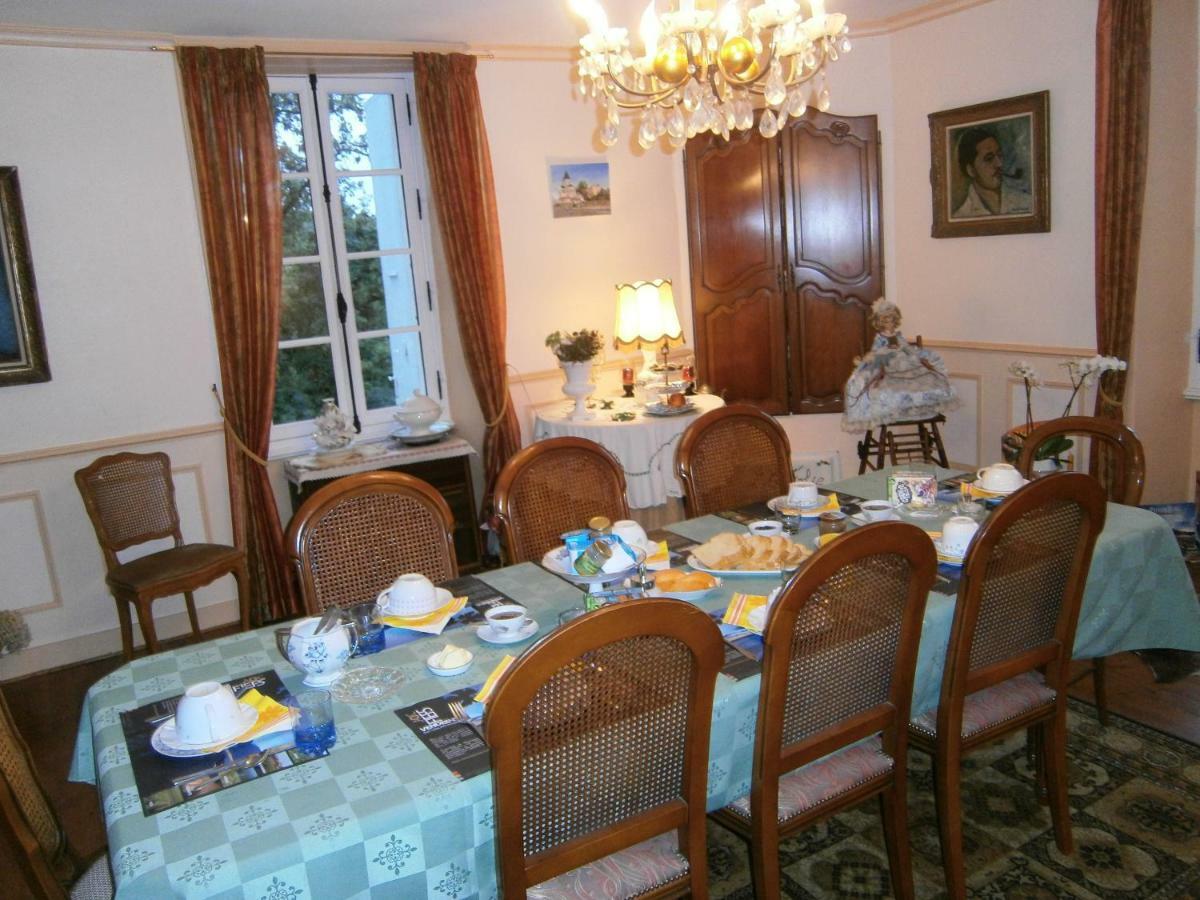 Mareuil-sur-Lay Logis La Folie B&B 외부 사진